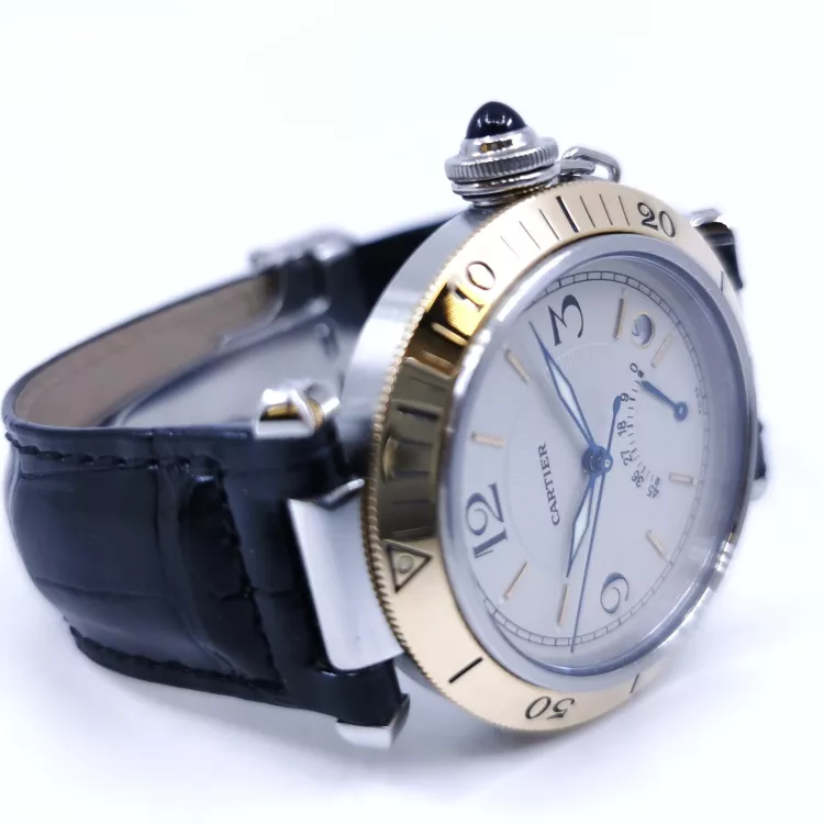 Cartier pasha 1033 hot sale