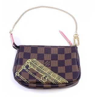 Louis Vuitton Mini Pochette