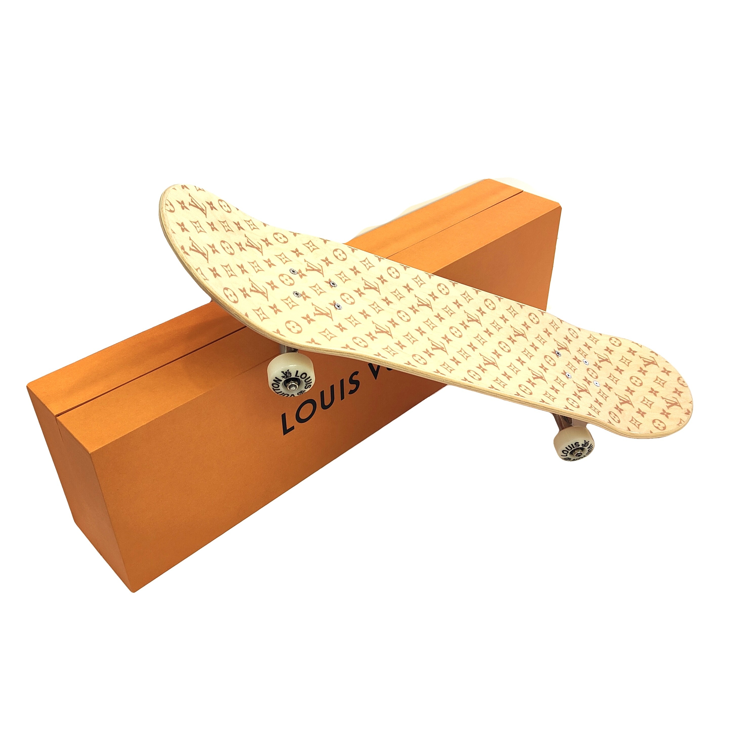 Skateboard Louis Vuitton - LuxeForYou