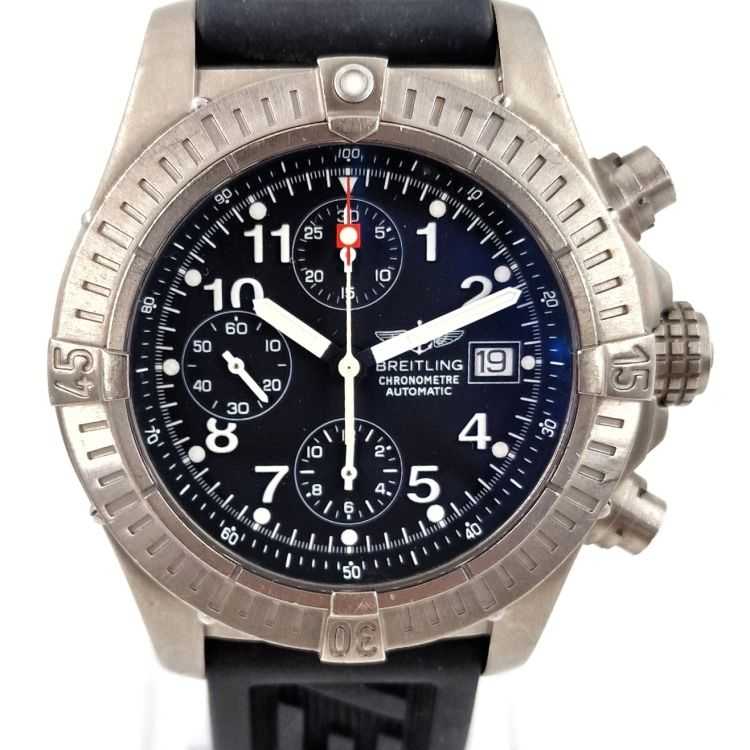 Breitling Avenger Chrono