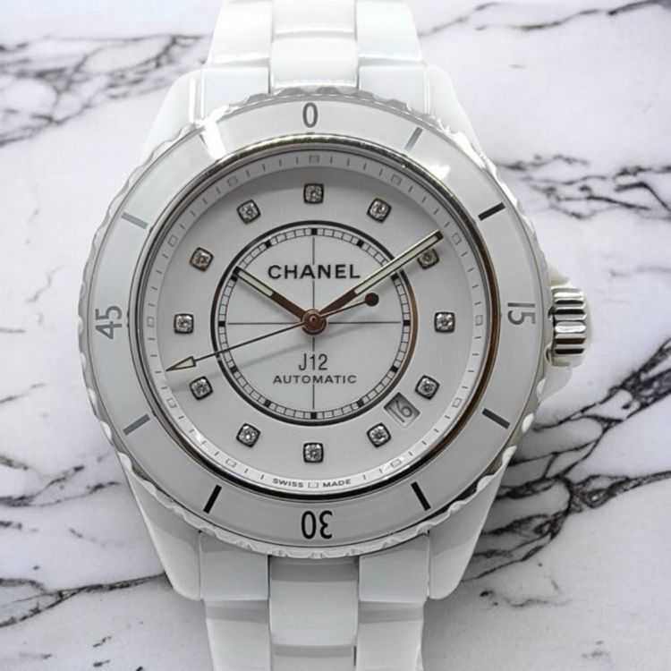 Chanel J12 Calibre 12.1 38mm