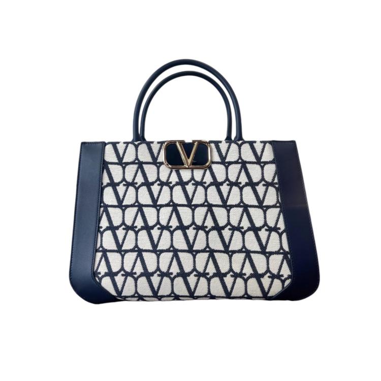 Valentino Tote Vlogo