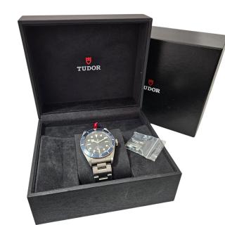 Tudor Heritage Black Bay