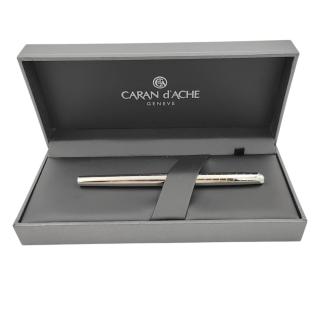 Stylo Caran d'Ache Perle